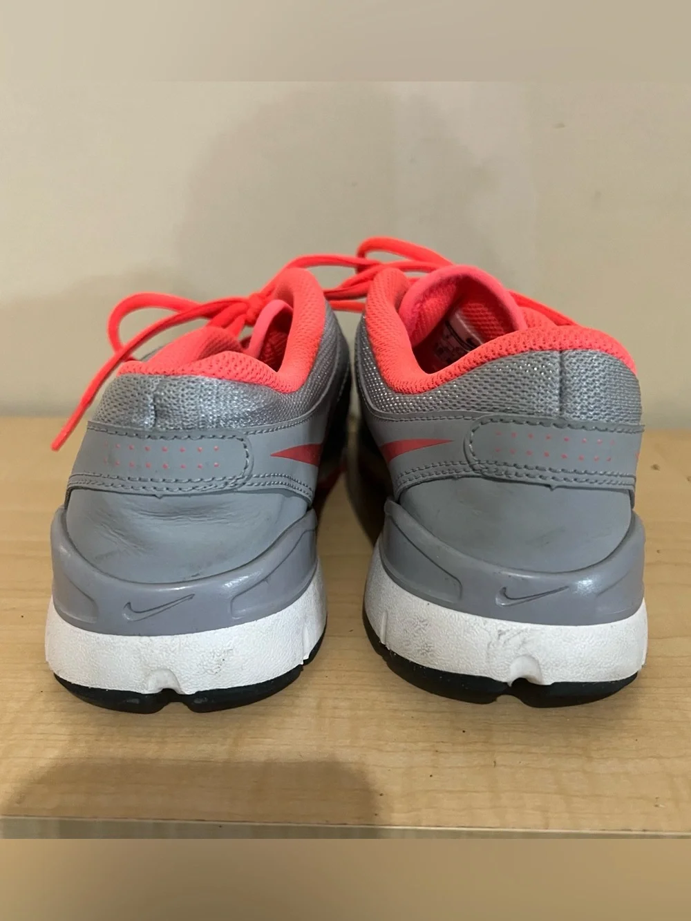 Nike Women’s Gray and Pink Training Sneakers